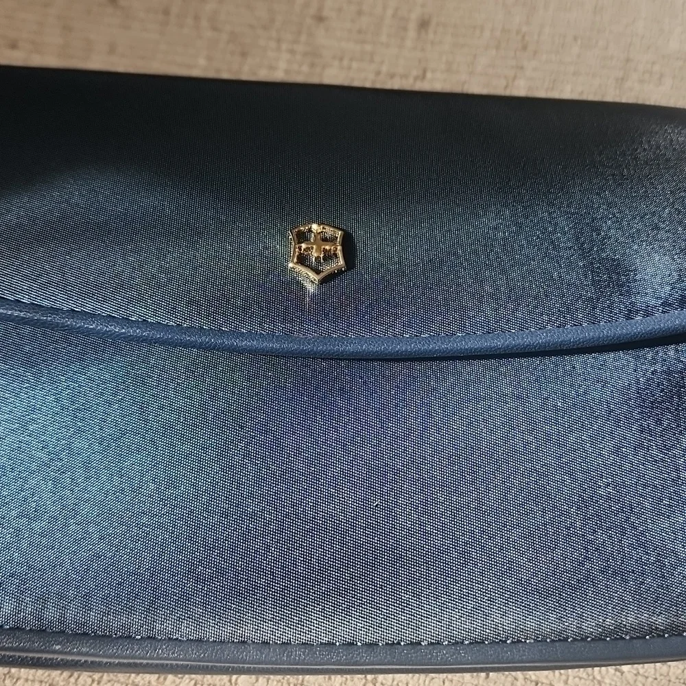 Victorinox Victoria 2.0 clutch,  dark blue